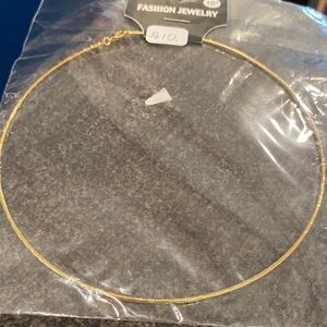 Elegant Gold Choker Necklace